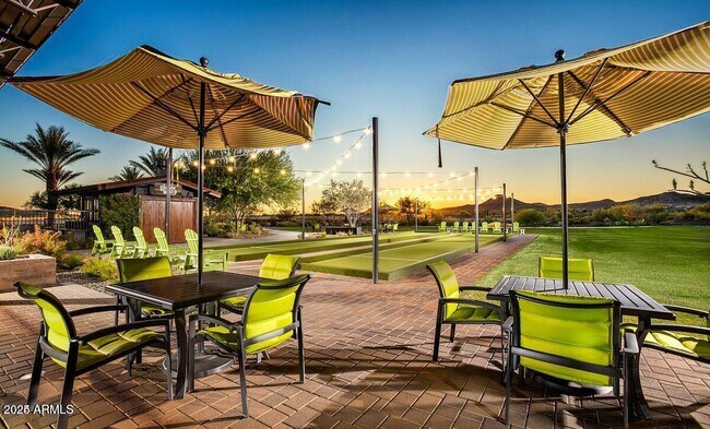 Building Photo - 29098 N Sorrento Dr