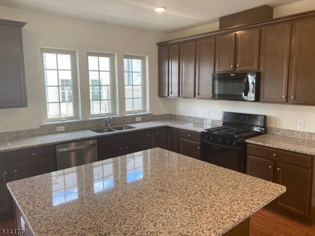 Building Photo - 23 Gala Ct