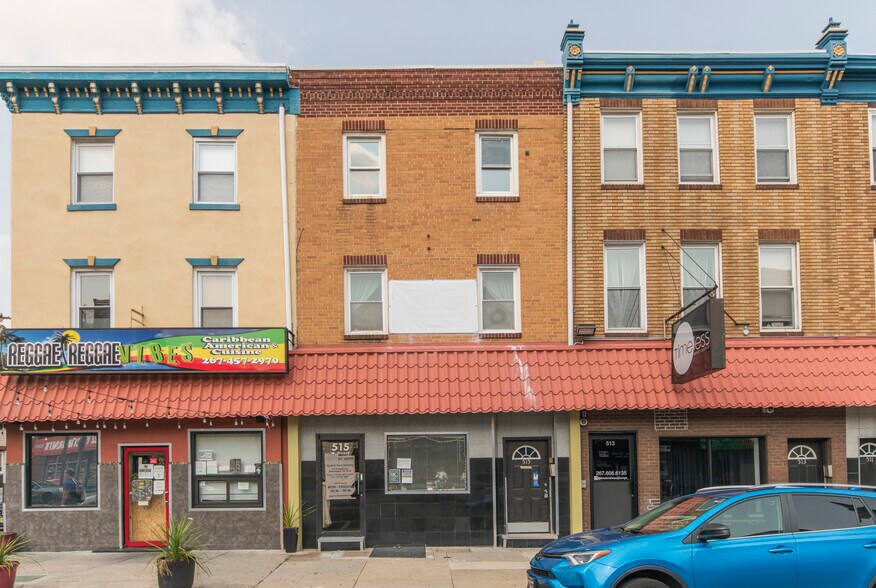 Building Photo - 515 W Girard Ave