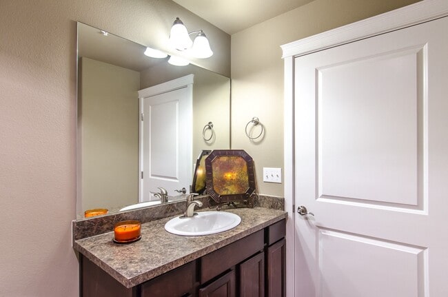 Floorplan - 8Hundred West Apartments