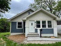 Building Photo - Great, newly renovated home