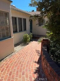 Building Photo - 1824 Oakwood Ave