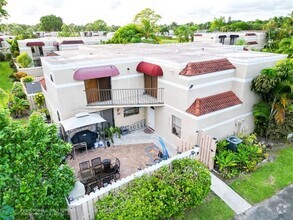 Building Photo - 3955 Village Dr