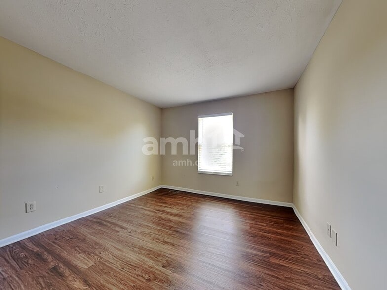 Building Photo - 1371 Stableview Cir