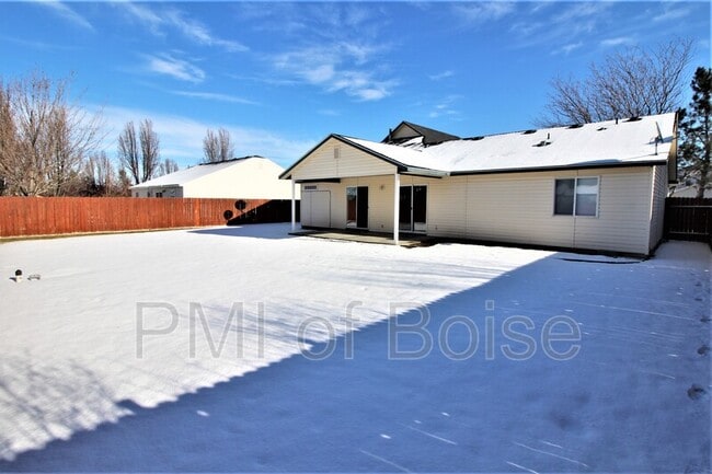 Building Photo - 4353 S Wildbrook Ave