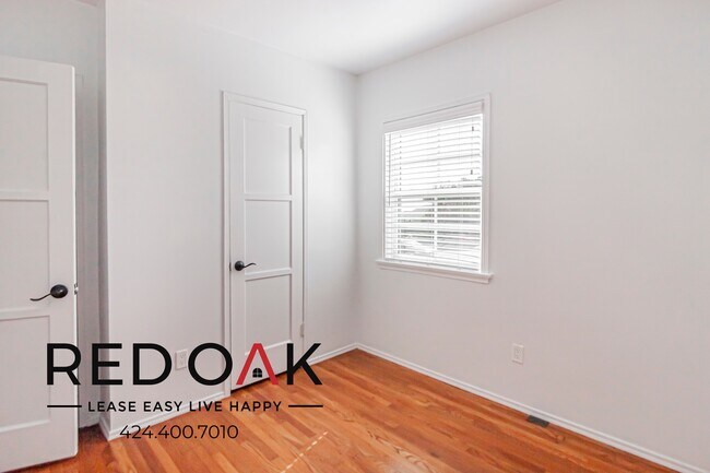 Building Photo - 6116 Overhill Dr