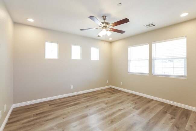 Building Photo - 7706 Unicorn Tapestry Ct