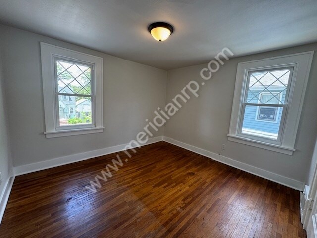 Building Photo - 3317 Robinwood Dr
