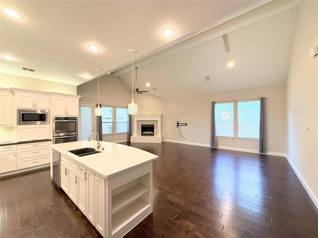 Building Photo - 4424 Tortuga Ln