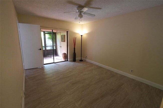 Building Photo - 11521 NW 10th St