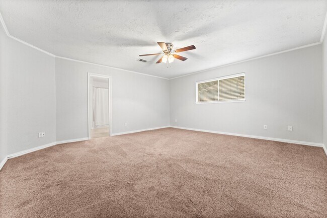 Building Photo - 12730 Lake Conroe Hills Dr