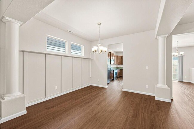 Building Photo - Fully Furnished 5-Bedroom Horizon Pointe H...