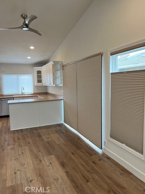 Building Photo - 9351 Sunridge Dr