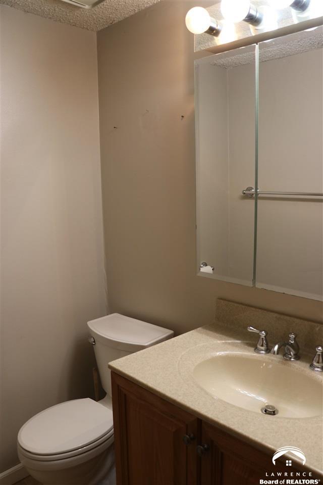 Building Photo - 2901 University Dr
