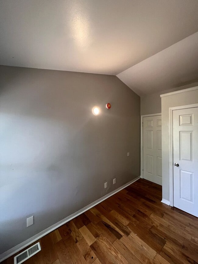 Building Photo - 2820 Divinity Ln