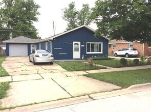 Building Photo - 6255 Birmingham St