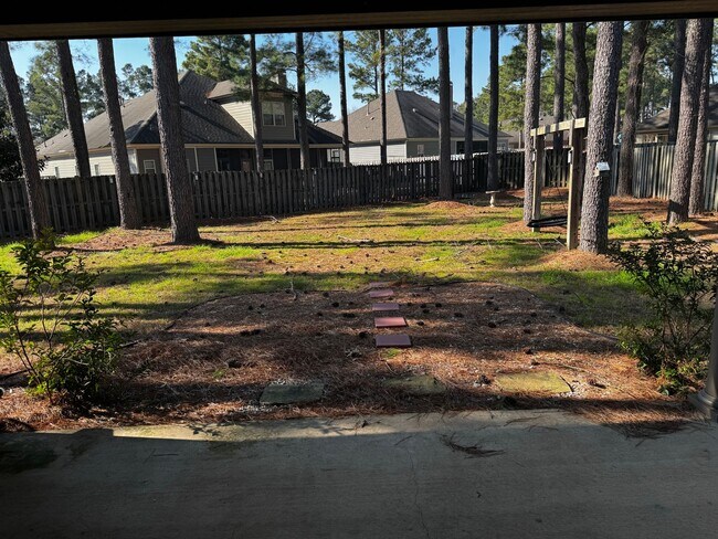 Building Photo - 9133 Saw Tooth Loop