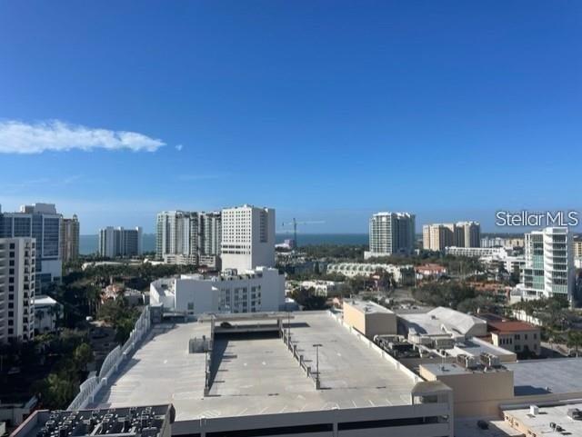 Building Photo - 1350 Main St