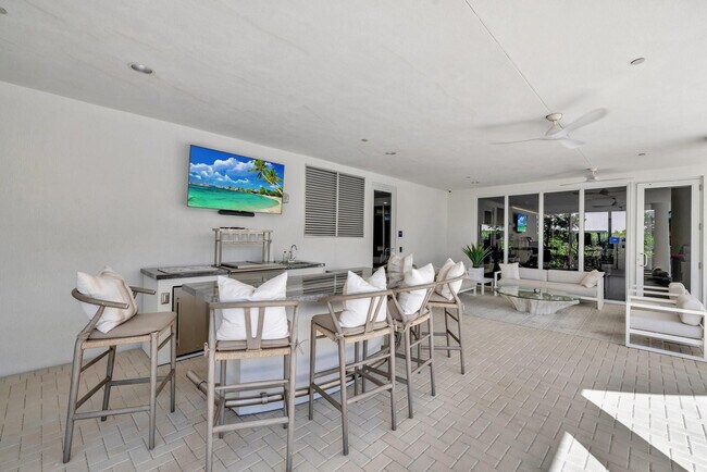 Building Photo - 612 Bayshore Dr