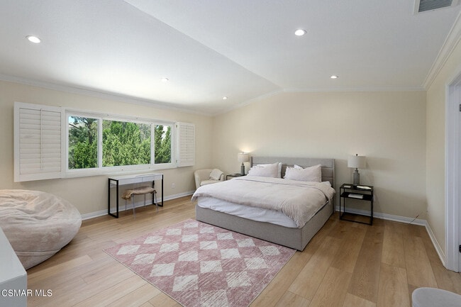 Building Photo - 5557 Adelina Ct