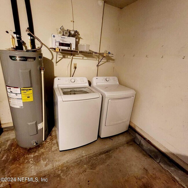 Building Photo - 4460 Crooked Oak Ct