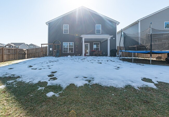 Building Photo - Spacious 4-Bedroom, 2.5-Bath Home for Rent...