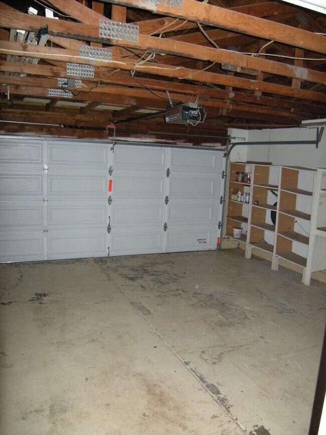 Building Photo - 247 Belford Pl