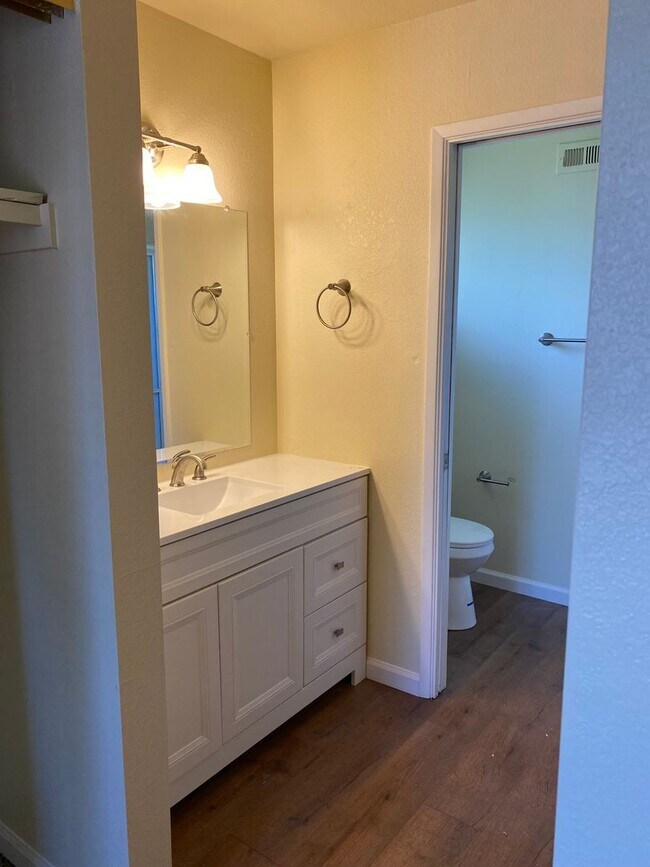 Building Photo - Coming Soon - Beautifully remodeled 5 bed/...