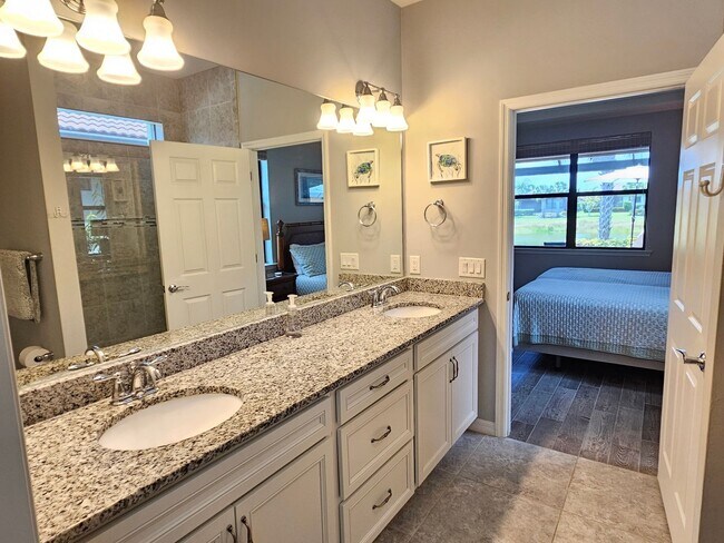 Building Photo - Annual Furnished 2 Bedroom 2 Bathroom with a Flex Room in Island Walk!