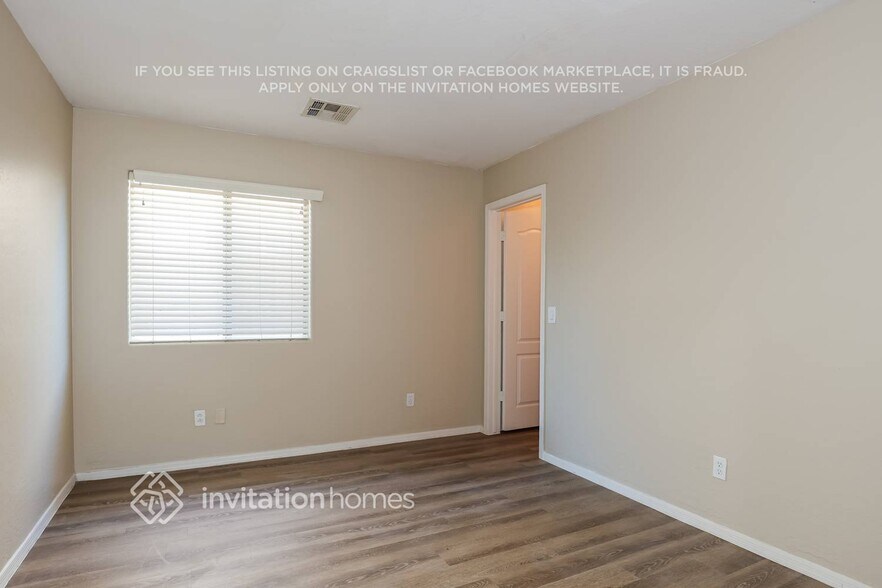 Building Photo - 44119 W Snow Dr