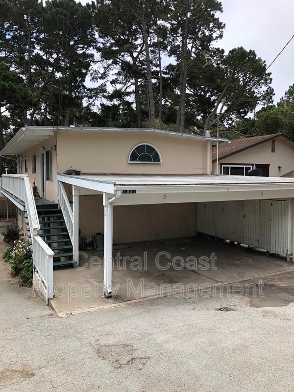 Building Photo - 1021 Funston Ave