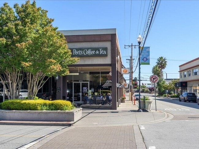 Building Photo - 1311 Woodland Ave