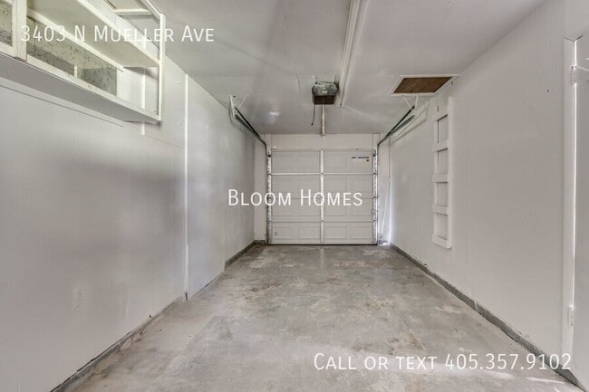 Building Photo - 3403 N Mueller Ave