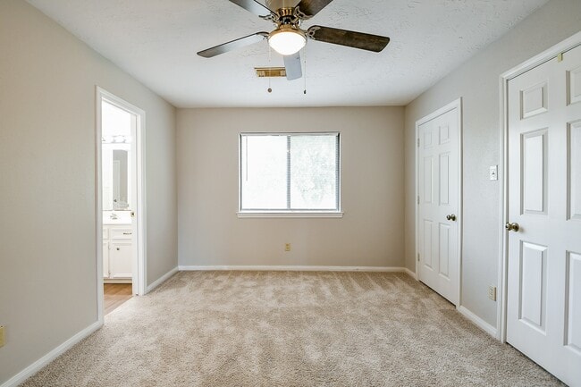Building Photo - 3423 Berry Grove Dr