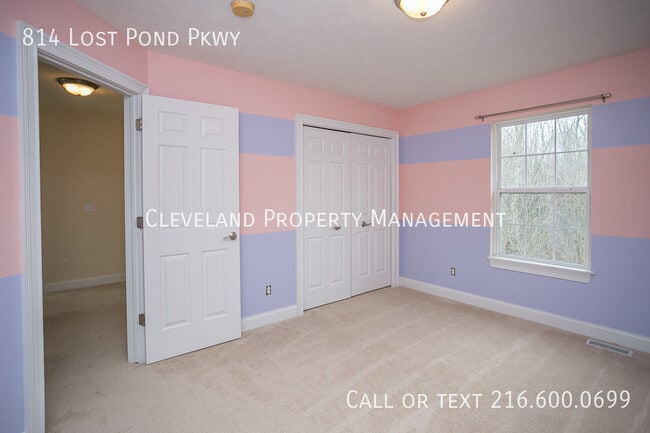 Building Photo - 814 Lost Pond Pkwy