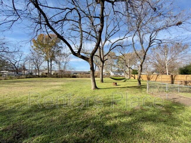 Building Photo - 5736 S Quincy Pl