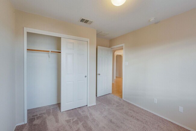 Building Photo - 11532 Ashbrook Dr