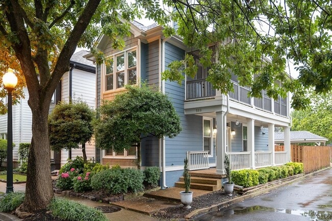 Primary Photo - 589 Madewood Dr