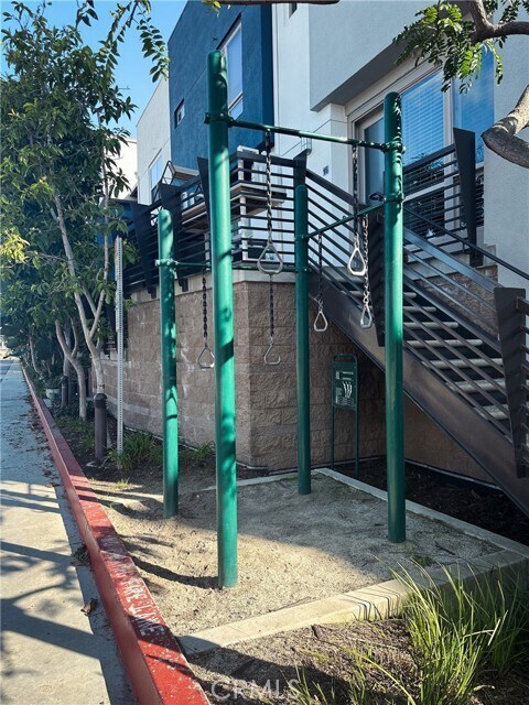 Building Photo - 5510 W 149th Pl