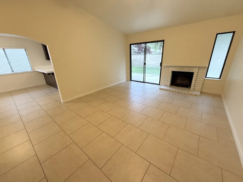 Building Photo - 25906 Adolfo Ct