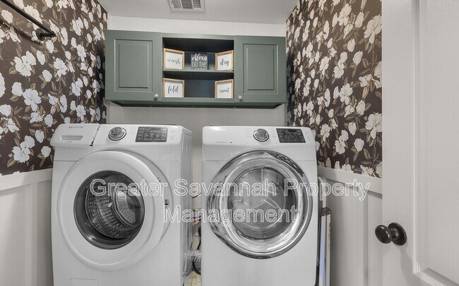 Building Photo - 113 Greystone Dr