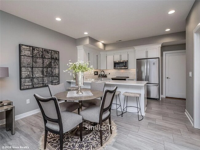 Building Photo - 2338 SE Sydney Ln