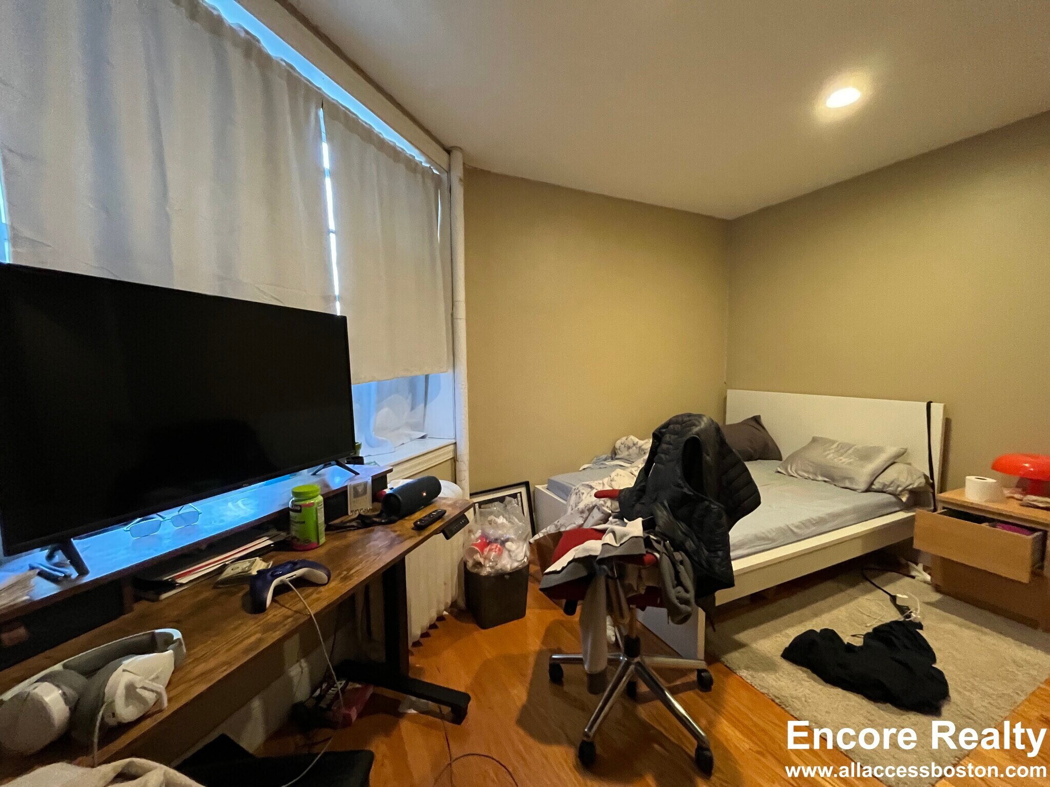 Building Photo - 36 Euston St