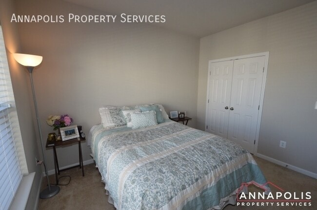 Building Photo - 533 Leftwich Ln