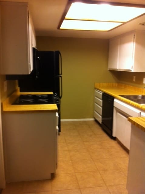 Building Photo - Beautiful 2bd+1.5ba Townhome
