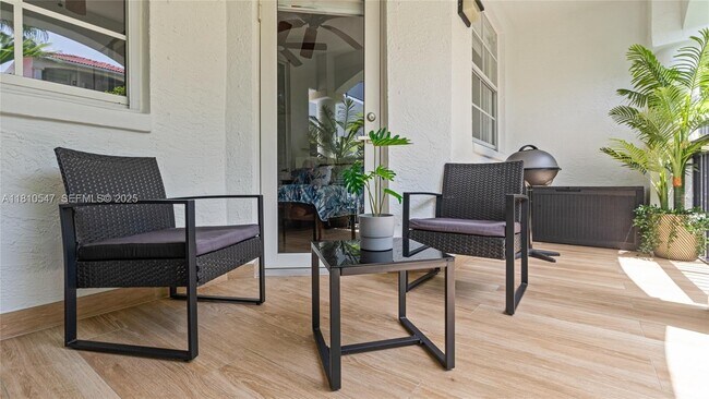 Building Photo - 3245 NE 184th St