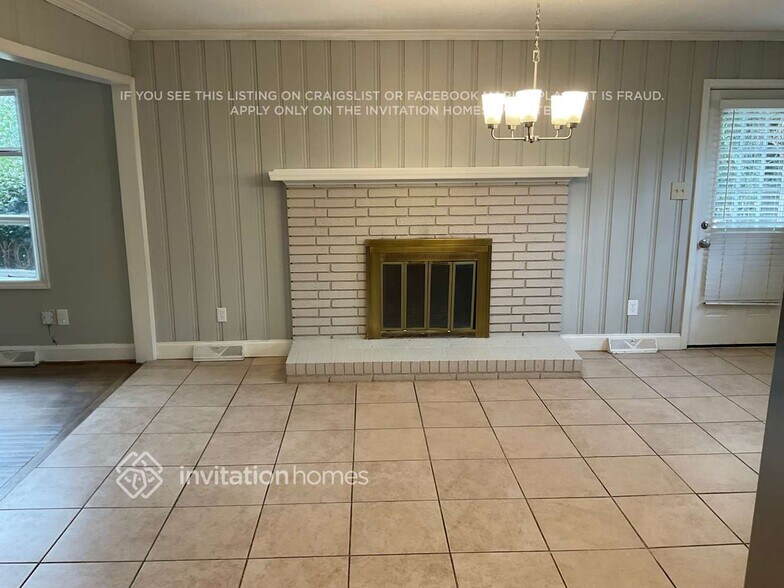 Building Photo - 1828 Archdale Dr