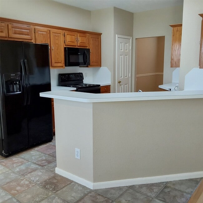 Building Photo - 13726 Rocky Bluff Dr