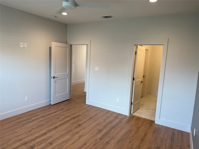 Building Photo - 4804 Dry Creek Rd