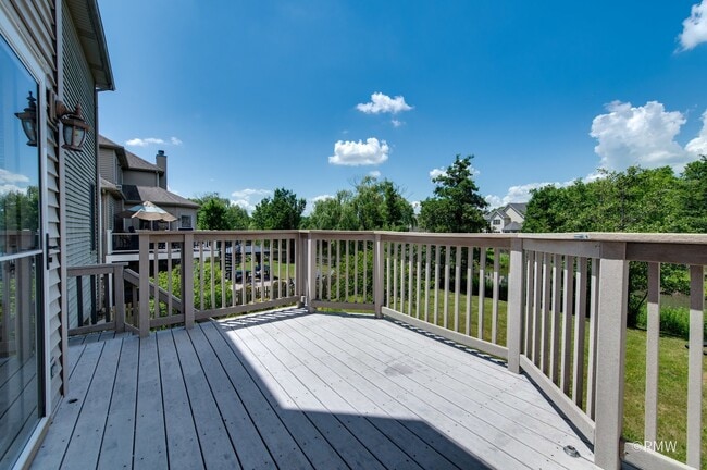 Building Photo - 770 Cole Dr